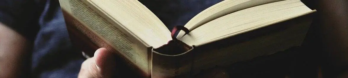 Top 10 Best Economics Books